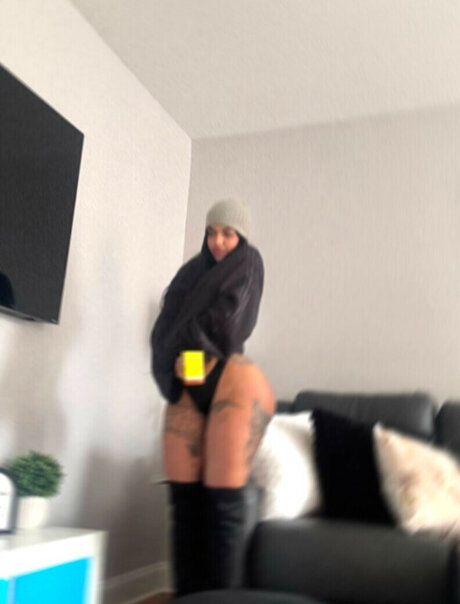 jerk onlyfans art naked scan