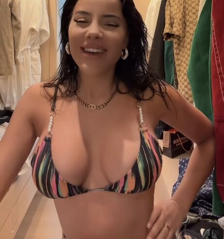 Leyla Lahouar onlyfans model photos