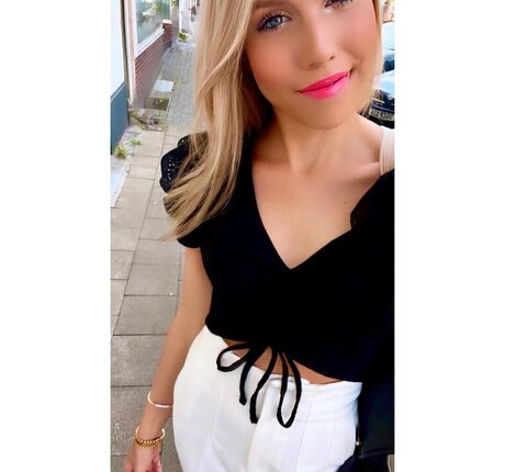 Lea sunshineee ms_ leaked only fans porn