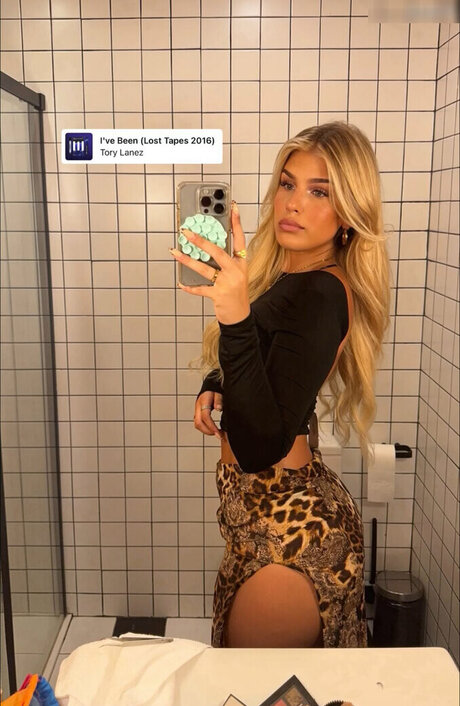 Sophie Schnur nude onlyfans leaked