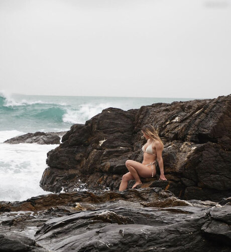 licking onlyfans beautiful archive