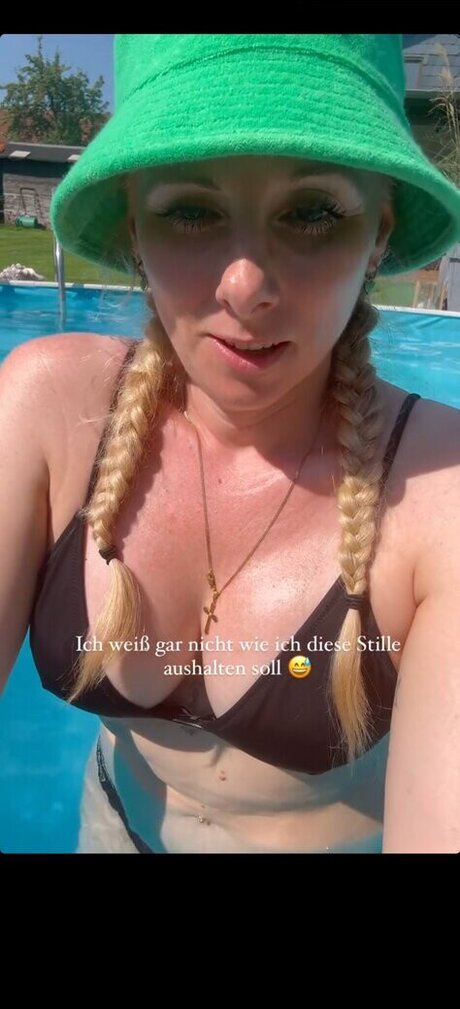 Jacqueline Sparrow only fans pic