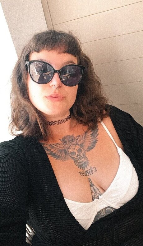 xlenaa official onlyfans lean