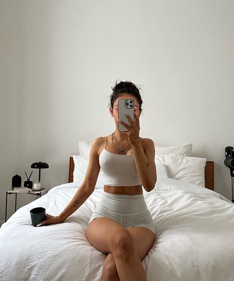 Merve zkan naked leaked onlyfans