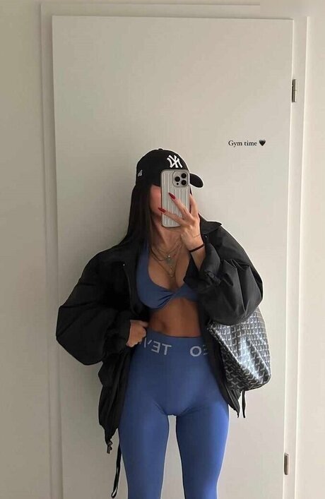 Merve zkan leaked onlyfans pictures