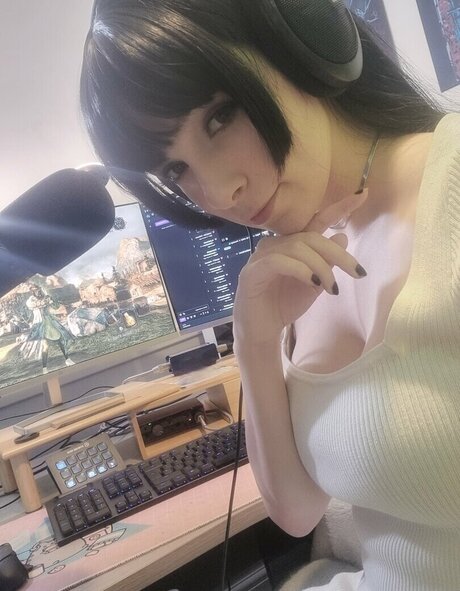 Misschalice onlyfans striptease