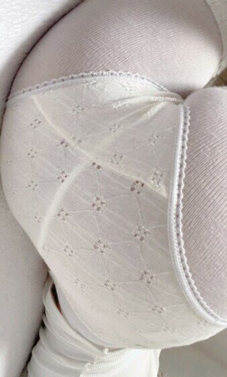 dumbkittteen Profile pic