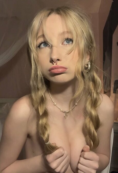 prettyemprinces onlyfans gratis