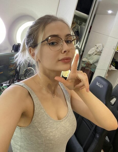 GloriaMatvien onlyfans.