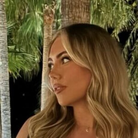 Ellie Williamson onlyfans porn