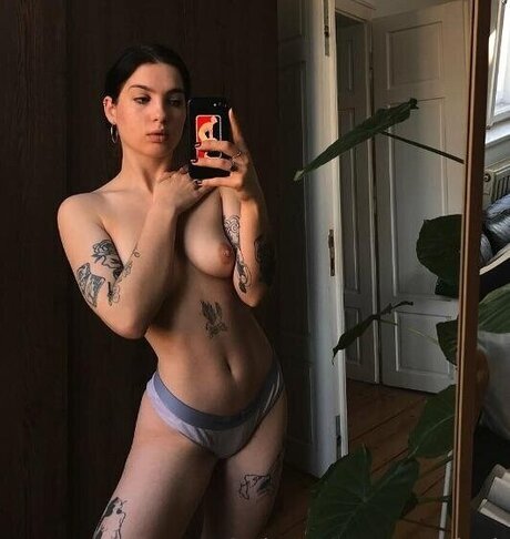 Missirajin naked onlyfans leak