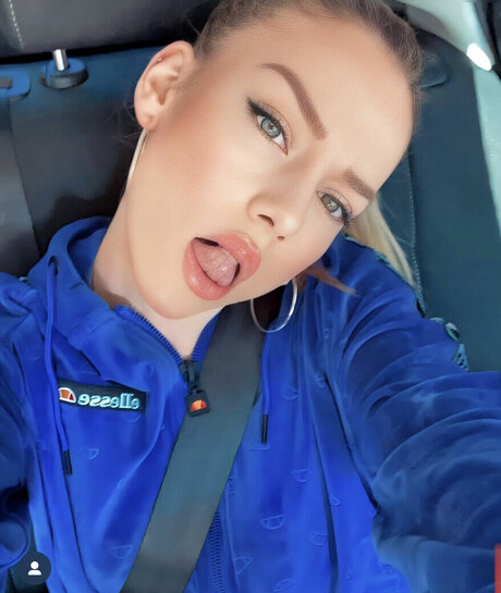 Ester Exp sito naked on onlyfans