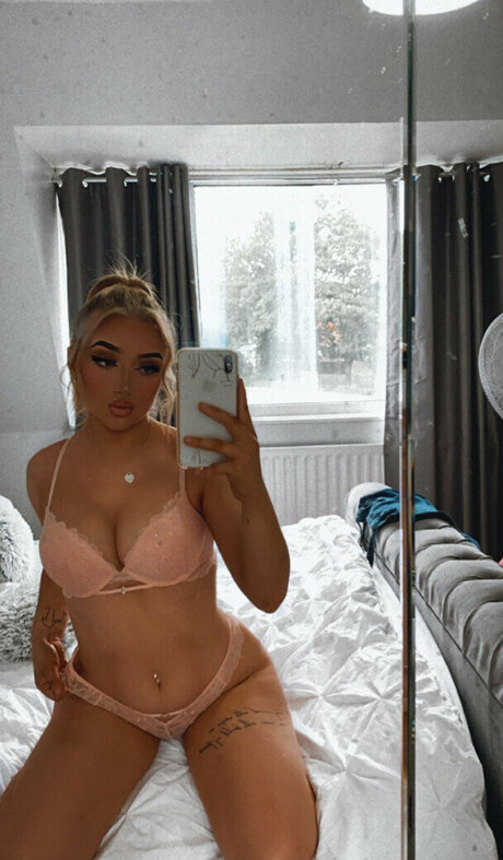 VicTB onlyfans nude leaked