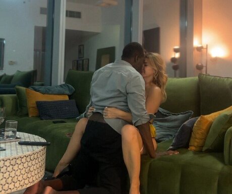 Laranosk Laranovskvip onlyfans ass