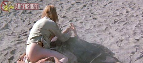 Sondra Locke naked onlyfans leak