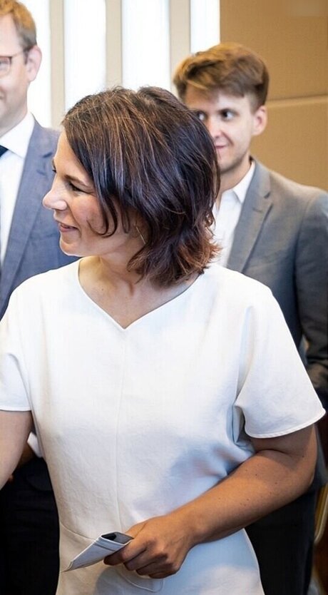 Annalena Baerbock nude onlyfans porn