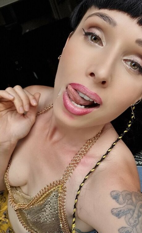 Darya Jane naked onlyfans leak