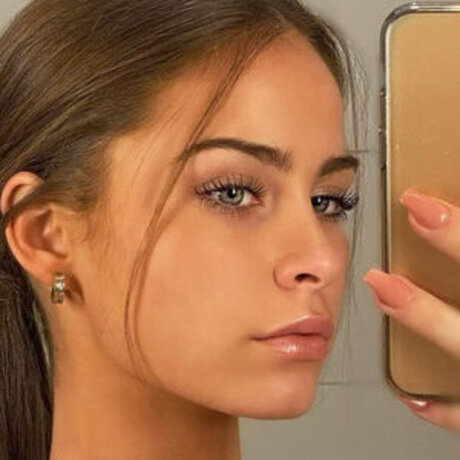 Kim Sara onlyfans nude