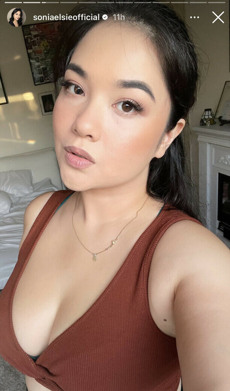 Sonia Elsie ASMR onlyfans leaked