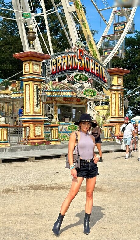 Jana Wosnitza fans only