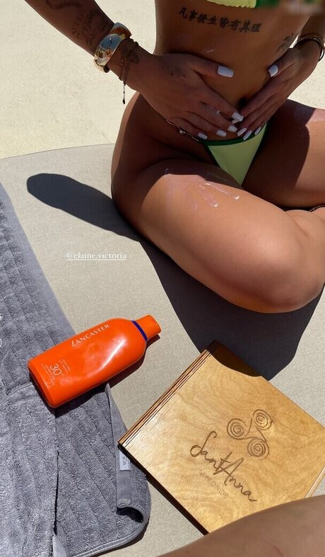 Elaine Victoria naked onlyfans leaks