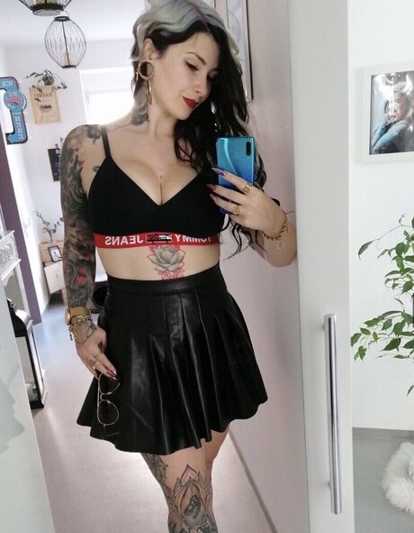 Lyn k44 leaks onlyfans