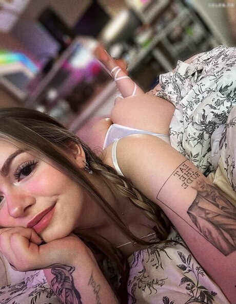 cum on glasses onlyfans pornos portrayal