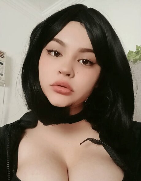 Chivi Cosplay onlyfans content leaked