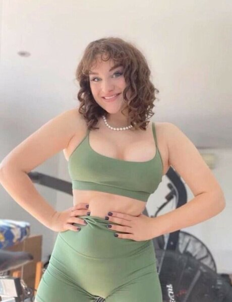 Sabre Norris onlyfans desnuda