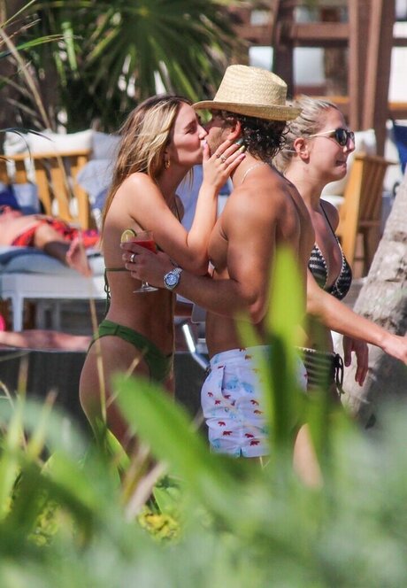 Delilah Hamlin leaked onlyfans free