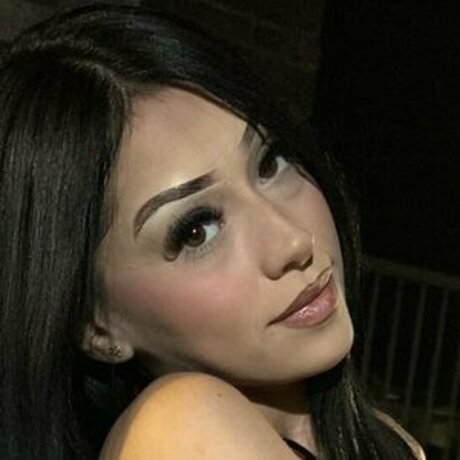 yeraofficial onlyfans lesk