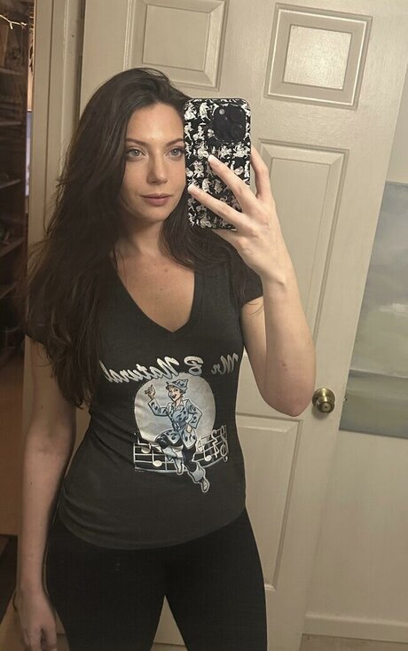 Theoreticalresearch Profile pic