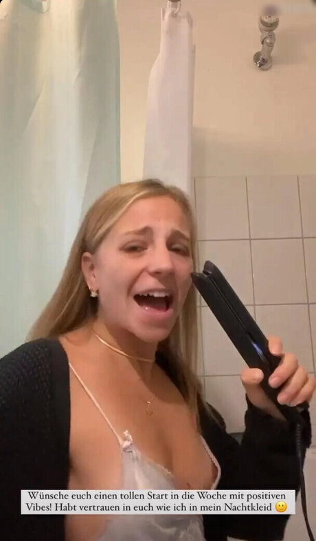 Alina Sophie Holst onlyfans leak