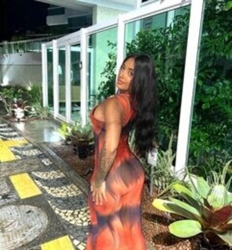 Thayna Telles onlyfans content type