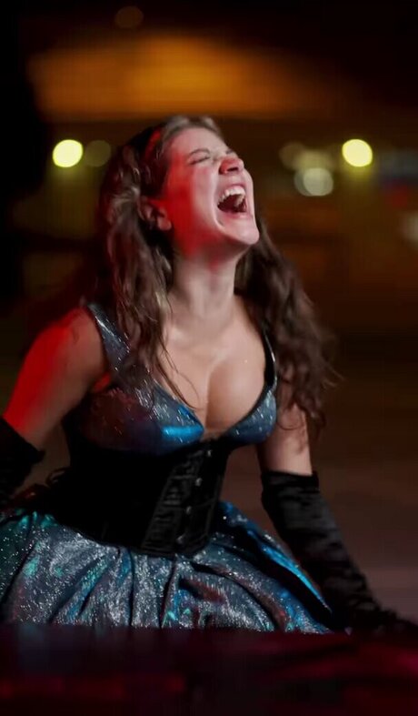 Leyla Afshonkar ass onlyfans