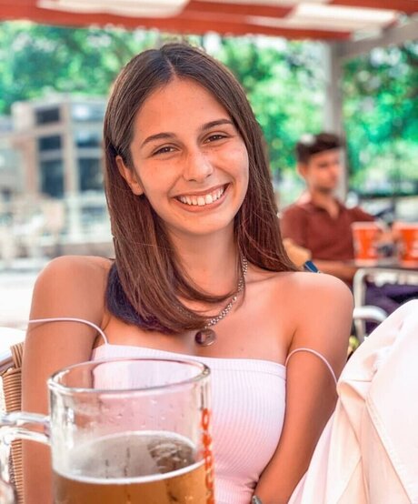 Francisca Simoes onlyfans model photo