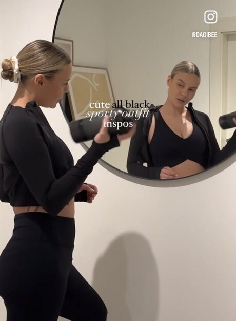 Dagi Bee onlyfans posts