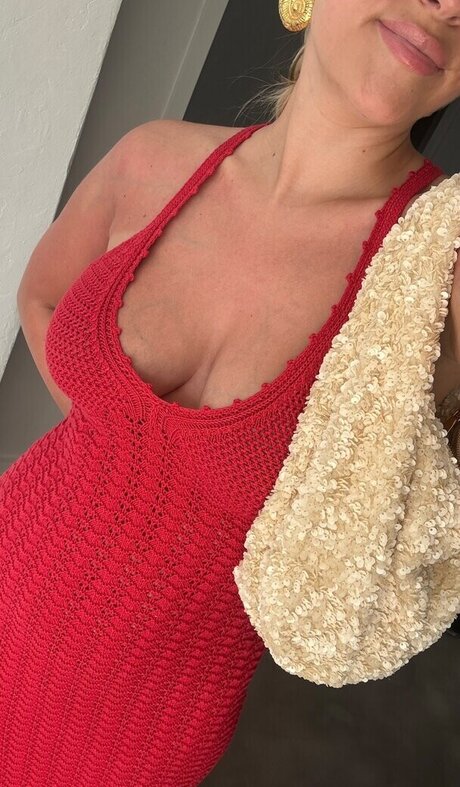 Dagi Bee onlyfans lean