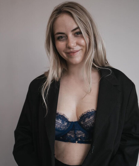 Carina Spoon only fans porn