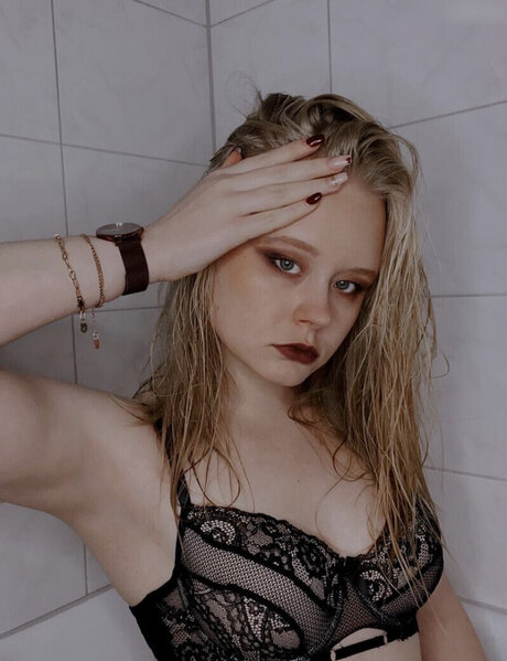 Marieejoan nude onlyfans pics