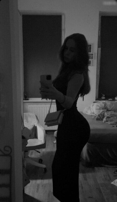 aileen slf onlyfans leaked tits