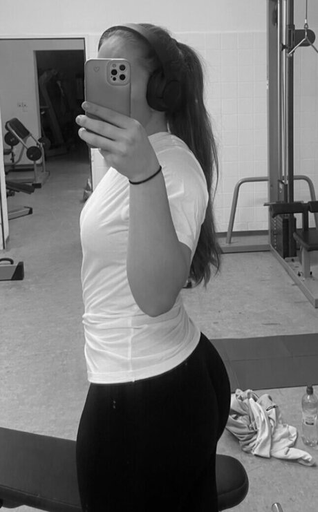 aileen slf onlyfans nude pics