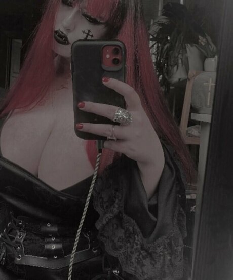 Livdracula onlyfans pic