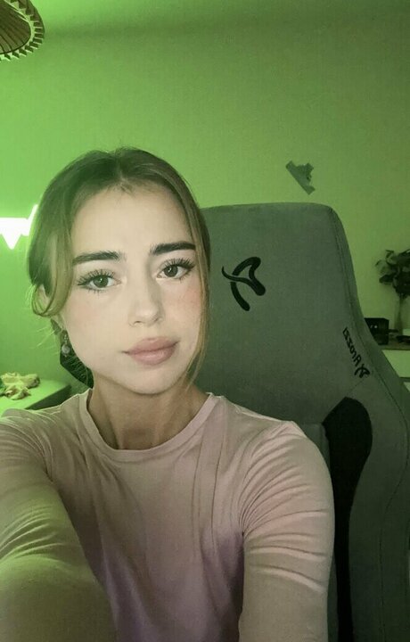 eastahh onlyfans post