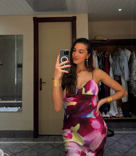 Sara Balzer on onlyfans