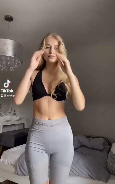 Zoe Kaeppele only fans free