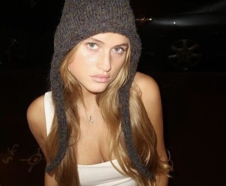 Zoe Kaeppele onlyfans mega