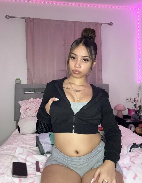 Nyah Marie naked onlyfans leaks