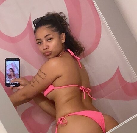 Nyah Marie onlyfans leaked