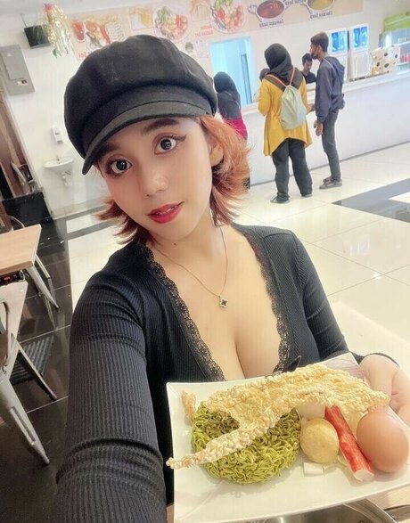 ElyanaSparks porn only fans